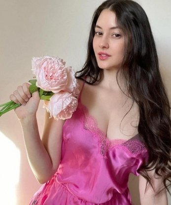 Аида, 23